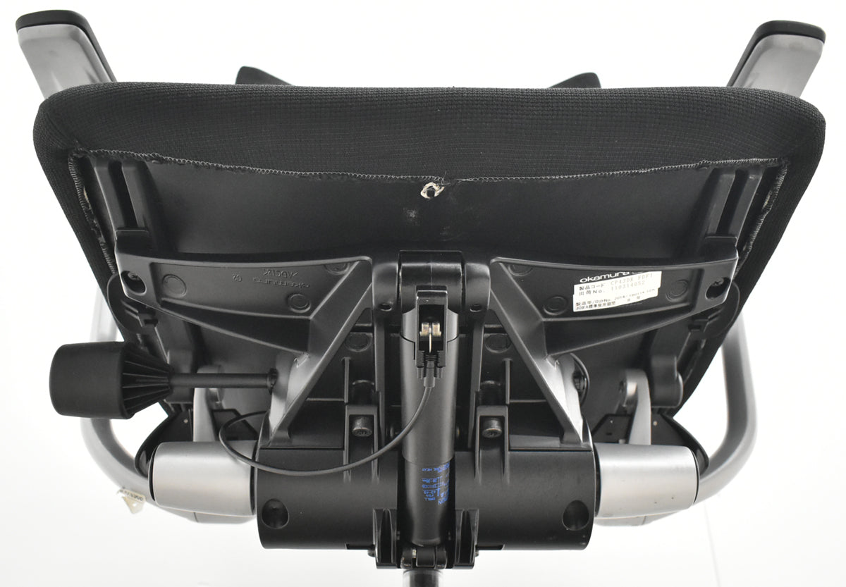 【中古】オカムラ　バロン　ローバック　固定肘　シルバー脚　ブラック　2025120205 【中古オフィス家具】