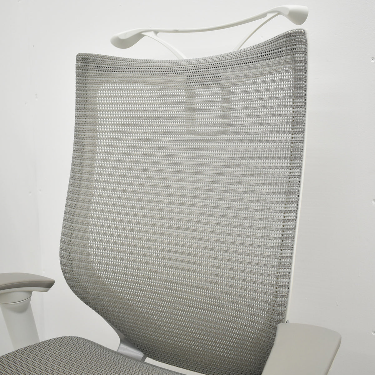 【中古】オカムラ　バロン　ハイバック　可動肘　ハンガー　2019年製　グレー　2025120207【中古オフィス家具】