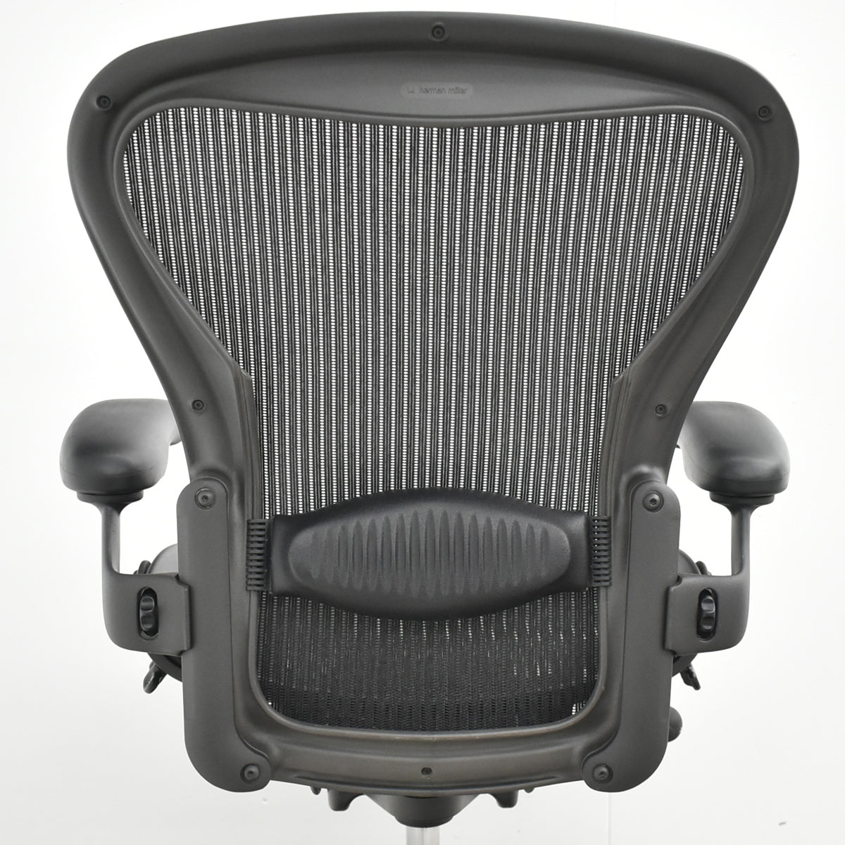 【中古】ハーマンミラー　アーロンチェア　Bサイズ　フル装備　ランバーサポート　ブラック　2025120304【中古オフィス家具】