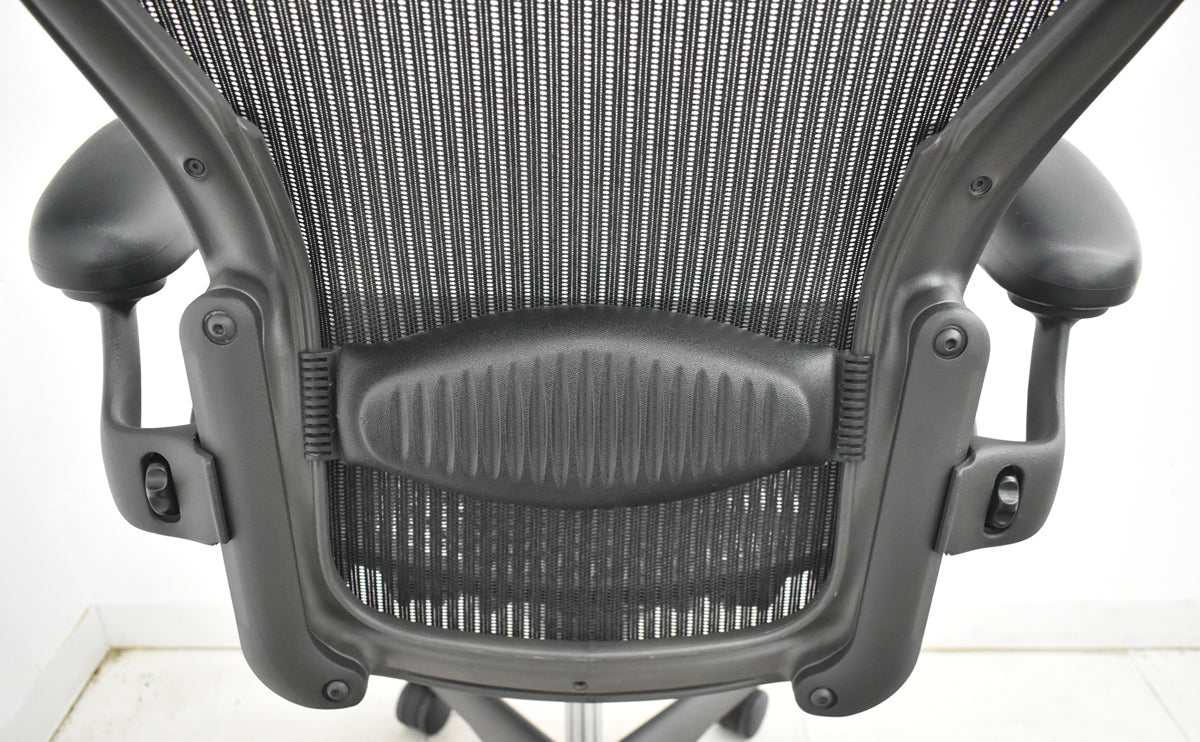 【中古】ハーマンミラー　アーロンチェア　Bサイズ　フル装備　ランバーサポート　ブラック　2025120304【中古オフィス家具】