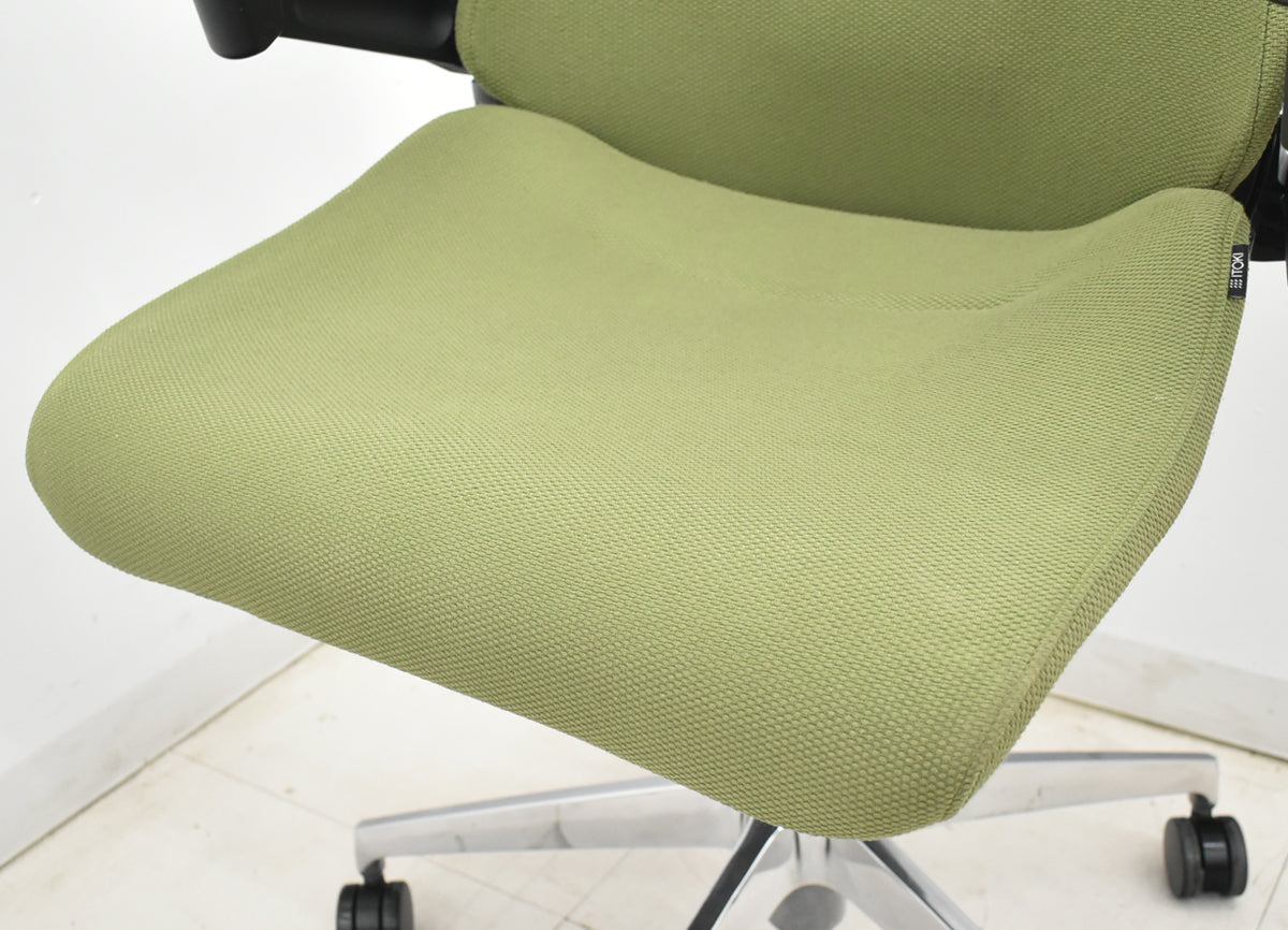 【中古】イトーキ　アクトチェア　４Ｄリンクアーム　ランバーサポート　ポリッシュ　2020年製　グリーン　2025120406【中古オフィス家具】