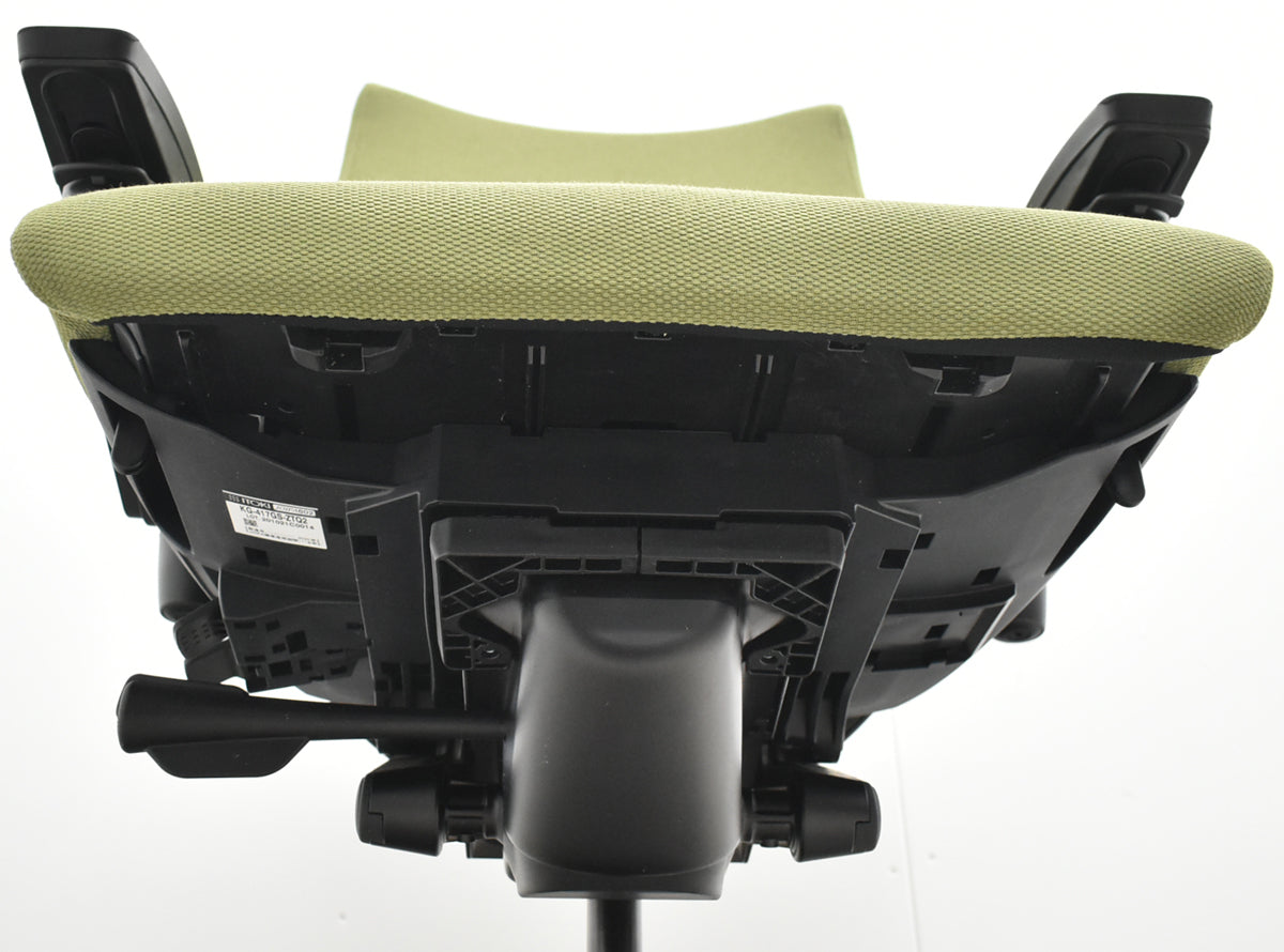 【中古】イトーキ　アクトチェア　４Ｄリンクアーム　ランバーサポート　ポリッシュ　2020年製　グリーン　2025120406【中古オフィス家具】