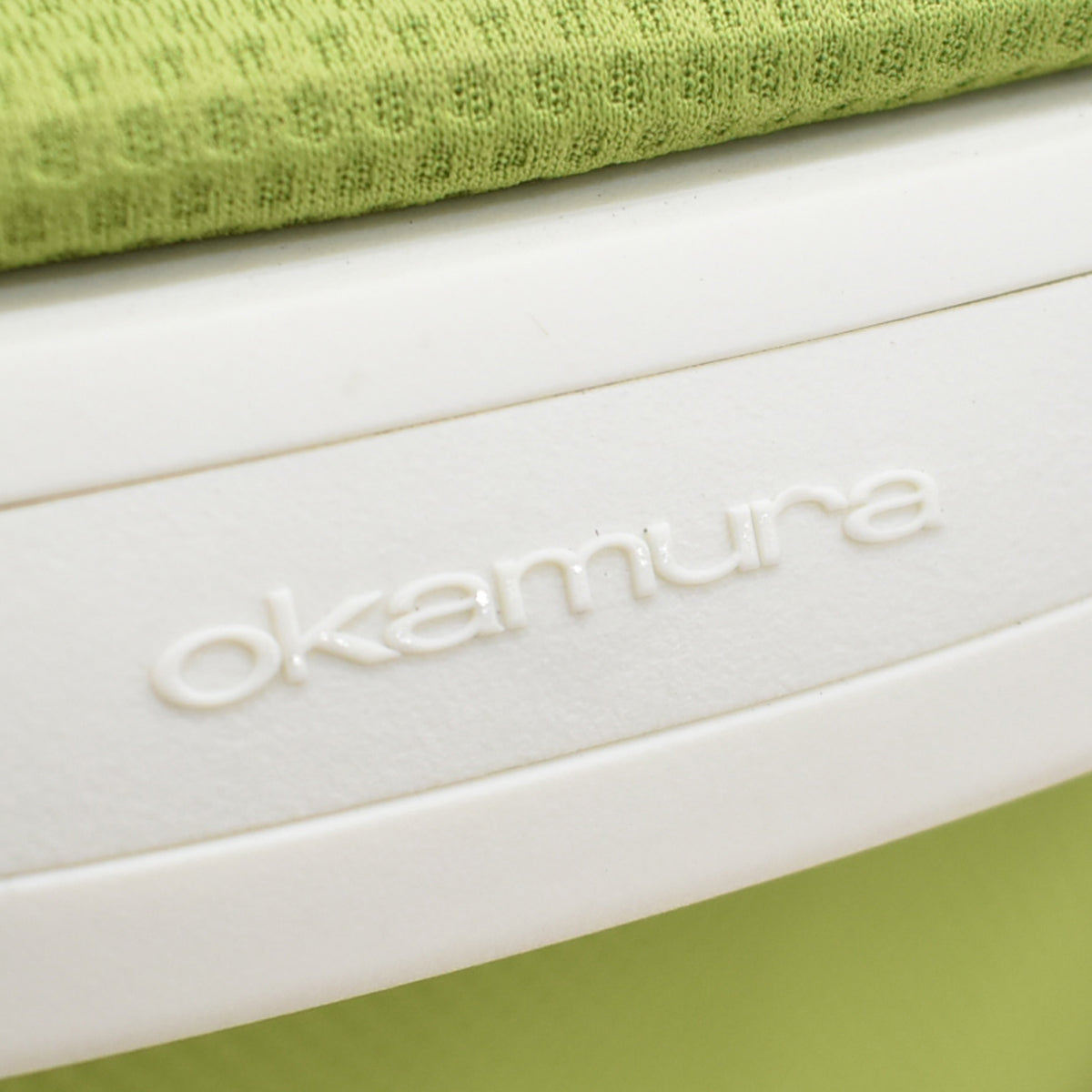 【中古】オカムラ　シルフィー　ハイバック　固定肘　バックカーブアジャスト　前傾機能　グリーン　2025120601【中古オフィス家具】