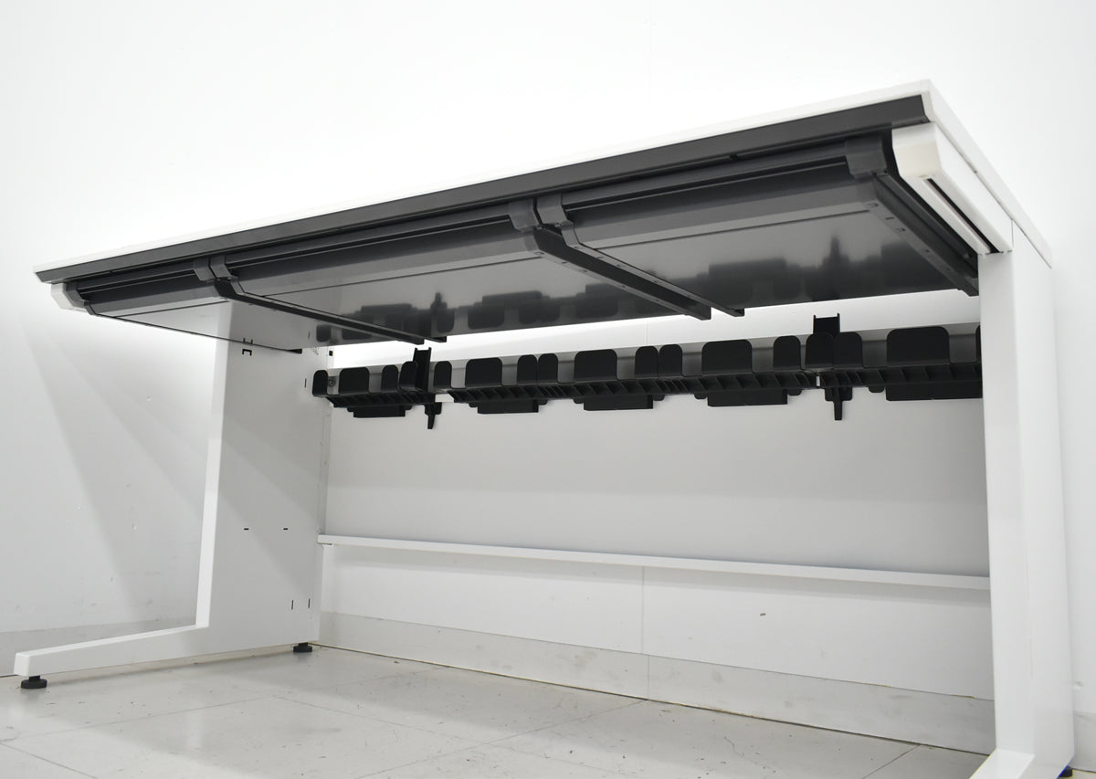 【中古】コクヨ　ISシリーズ　平デスク　幅1500　ホワイト　2019年製　2025120802【中古オフィス家具】