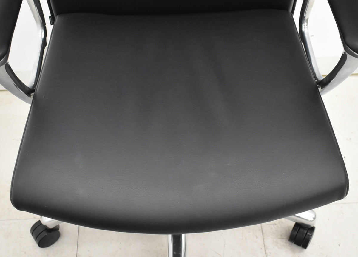 【中古】オカムラ　CEシリーズ　エグゼクティブチェア 固定肘　総革張り　ブラック　ポリッシュ 2024年製　2025120901【中古オフィス家具】