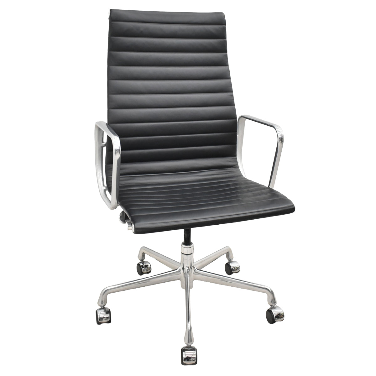 【中古】ハーマン・ミラー　アルミナムグループチェア　エグゼクティブ　総革張り　固定肘　ブラック　2025120902【中古オフィス家具】