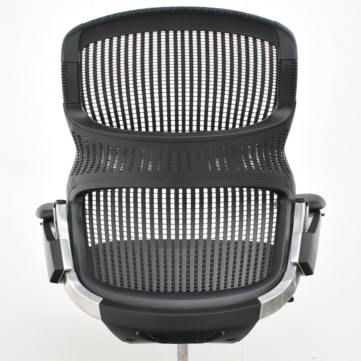 【中古】Knoll　ジェネレーション　可動肘（ハイパフォーマンス肘）ブラック脚　ブラック　2025121004【中古オフィス家具】