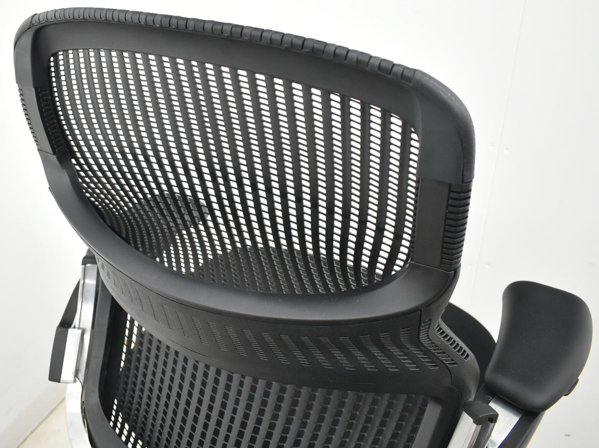 【中古】Knoll　ジェネレーション　可動肘（ハイパフォーマンス肘）ブラック脚　ブラック　2025121004【中古オフィス家具】