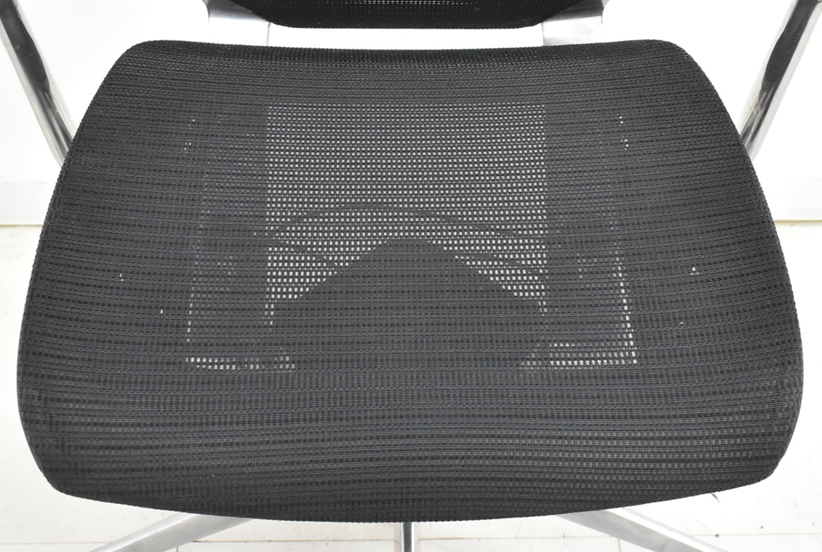 【中古】オカムラ　バロン　ハイバック　固定肘　ポリッシュ　肘パッド新品交換済　ブラック　2025121102【中古オフィス家具】