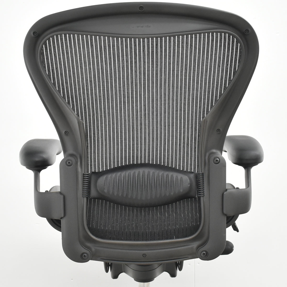 【中古】ハーマンミラー　アーロンチェア　スタンダード　Ｂサイズ　ランバーサポート　昇降ガス新品交換済　ブラック　2025121103【中古オフィス家具】