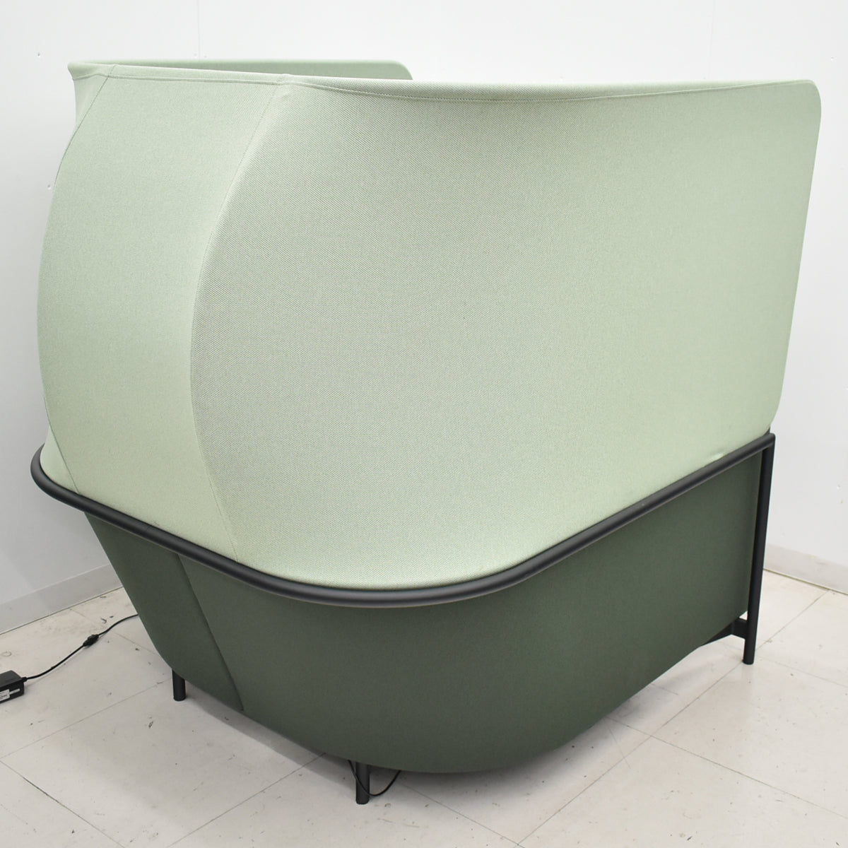 【中古】コクヨ　ドップ　dop　ソロワーク用ブース　スタンダードタイプ　電動リクライニングチルト　幅1170　グレー×オパールグリーン　2020年製　2025121501【中古オフィス家具】