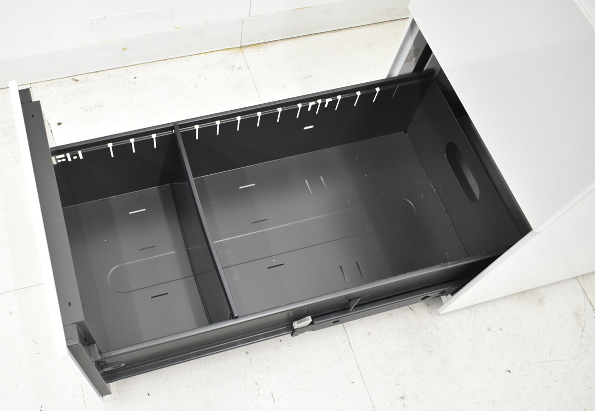 【中古】オカムラ　アドバンスシリーズ　３段脇机　ホワイト　幅400　2025121506【中古オフィス家具】