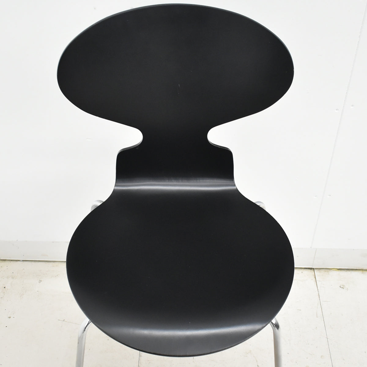 【中古】フリッツハンセン　アントチェア　幅480　ブラック　2025121602【中古オフィス家具】