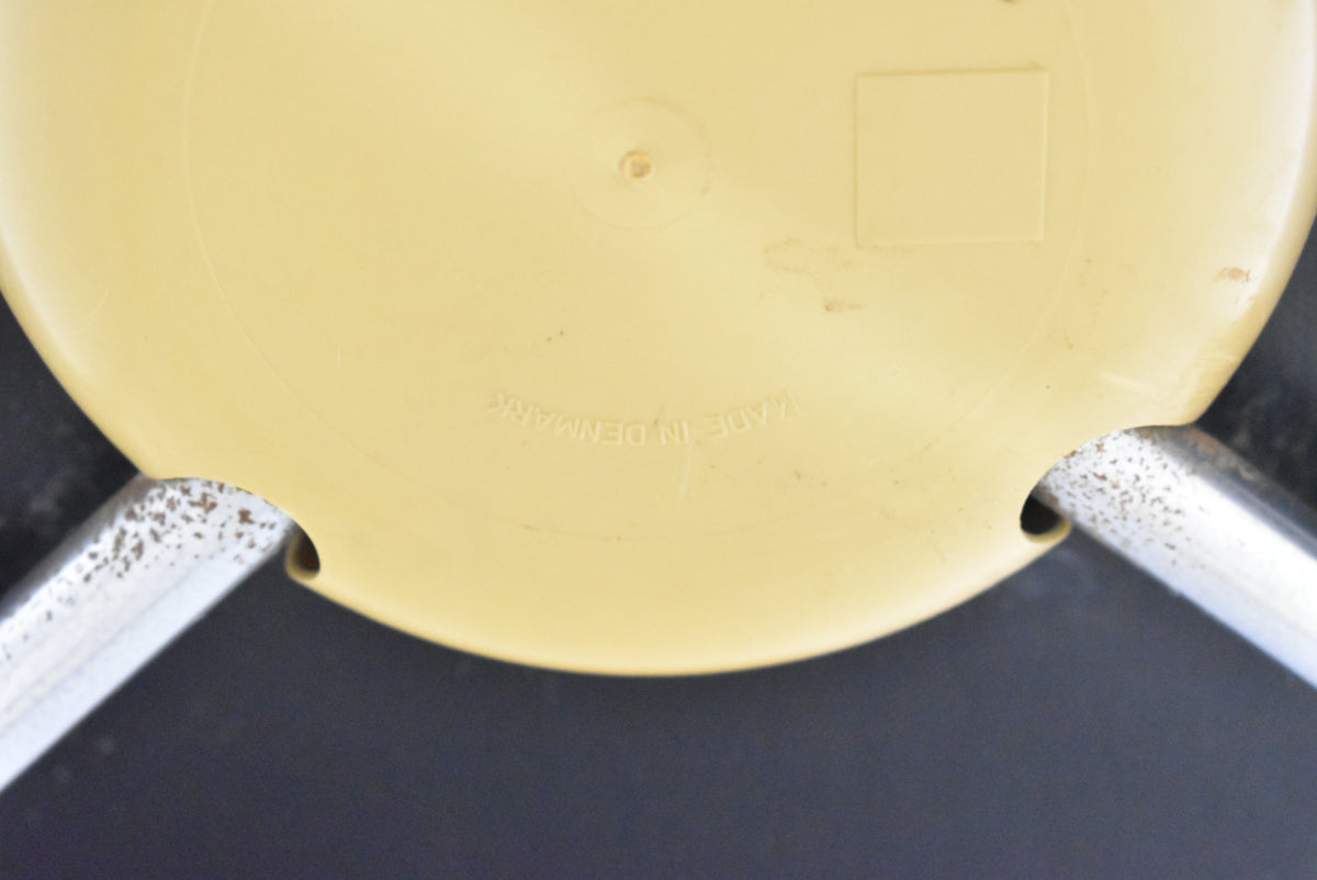 【中古】フリッツハンセン　アントチェア　幅480　ブラック　2025121602【中古オフィス家具】