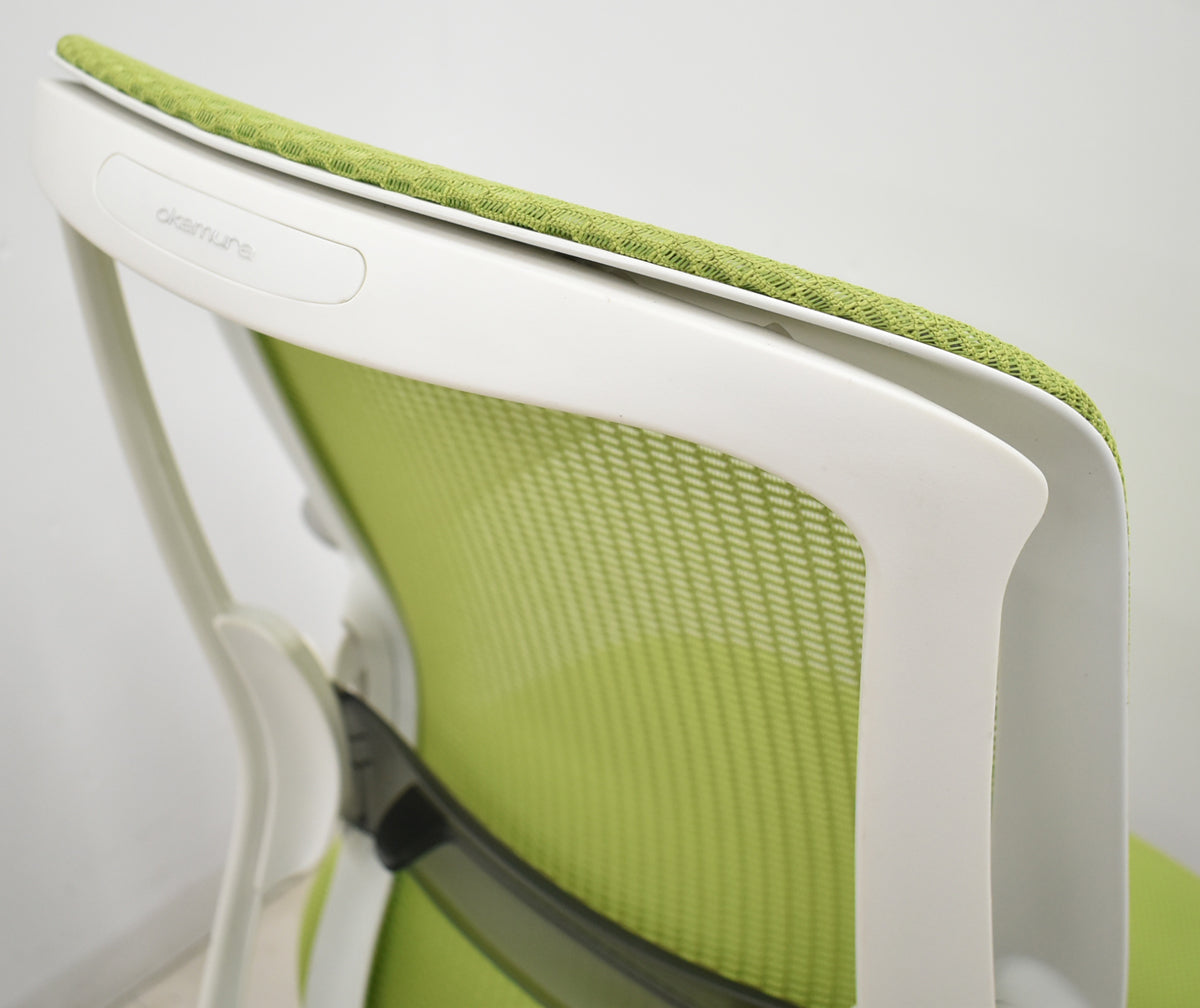 【中古】オカムラ　シルフィー　ハイバック　可動肘　ランバーサポート　バックカーブアジャスト　前傾機能　ライムグリーン　2025121705【中古オフィス家具】