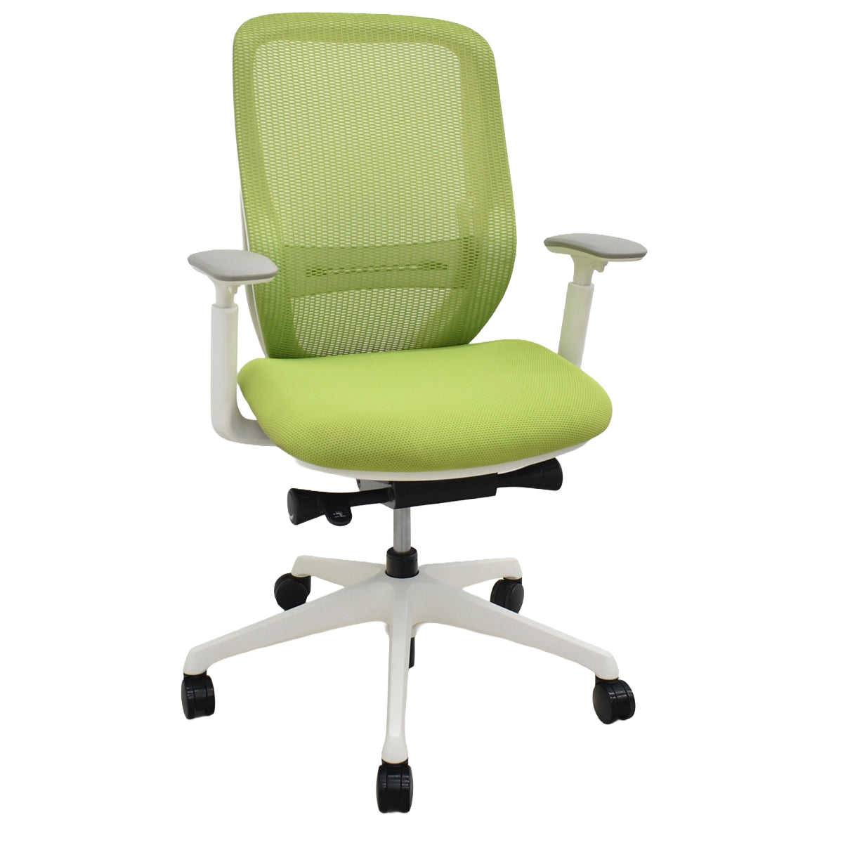 【中古】オカムラ　シルフィー　ハイバック　可動肘　ランバーサポート　バックカーブアジャスト　前傾機能　ライムグリーン　2025121705【中古オフィス家具】