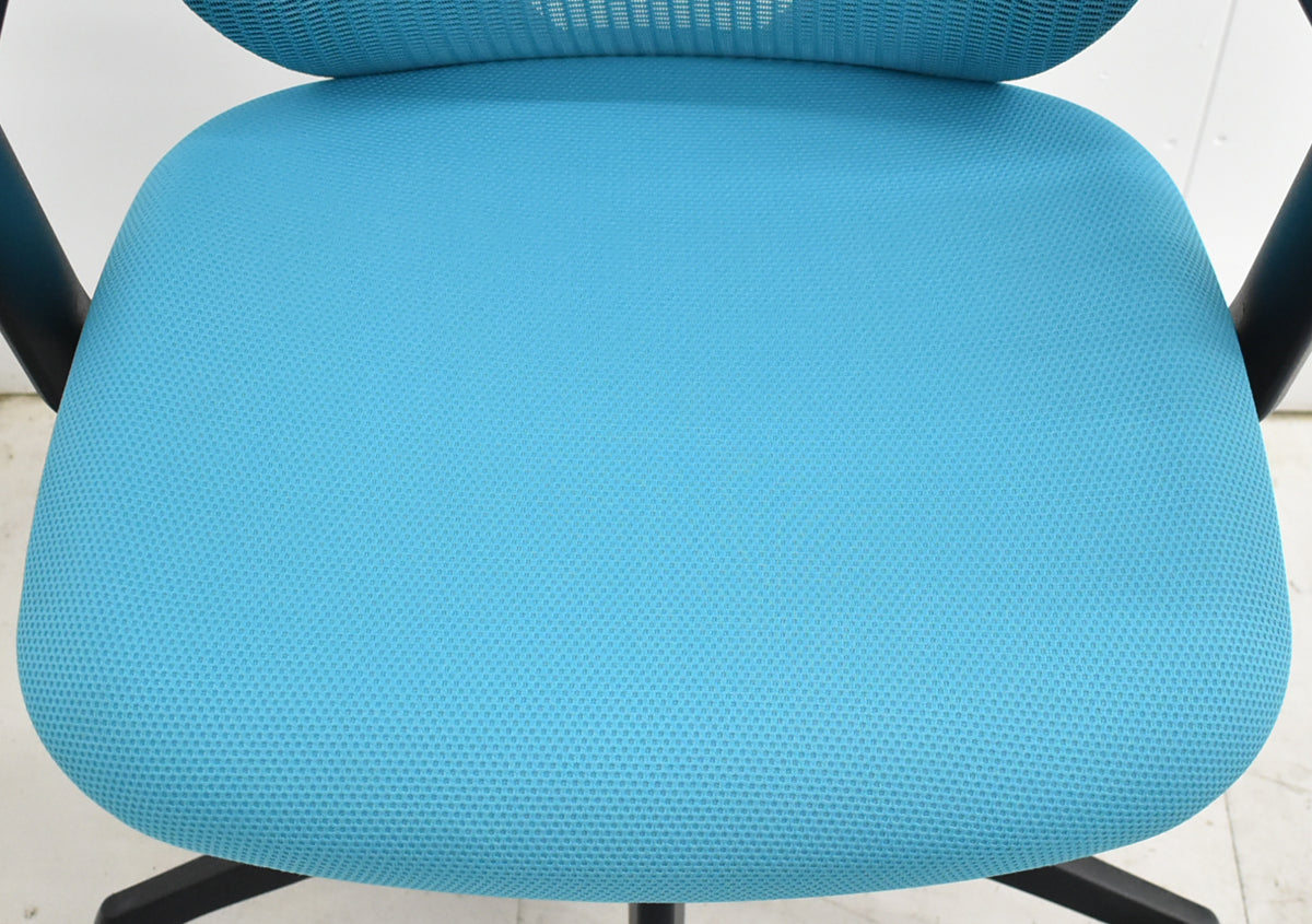 【中古】オカムラ　シルフィー　ハイバック　可動肘　バックカーブアジャスト　前傾機能　ハンガー　ブルーグリーン　2025121805【中古オフィス家具】