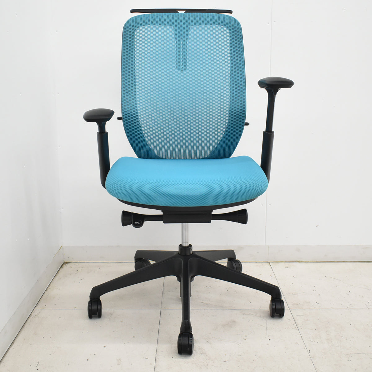 【中古】オカムラ　シルフィー　ハイバック　可動肘　バックカーブアジャスト　前傾機能　ハンガー　ブルーグリーン　2025121805【中古オフィス家具】