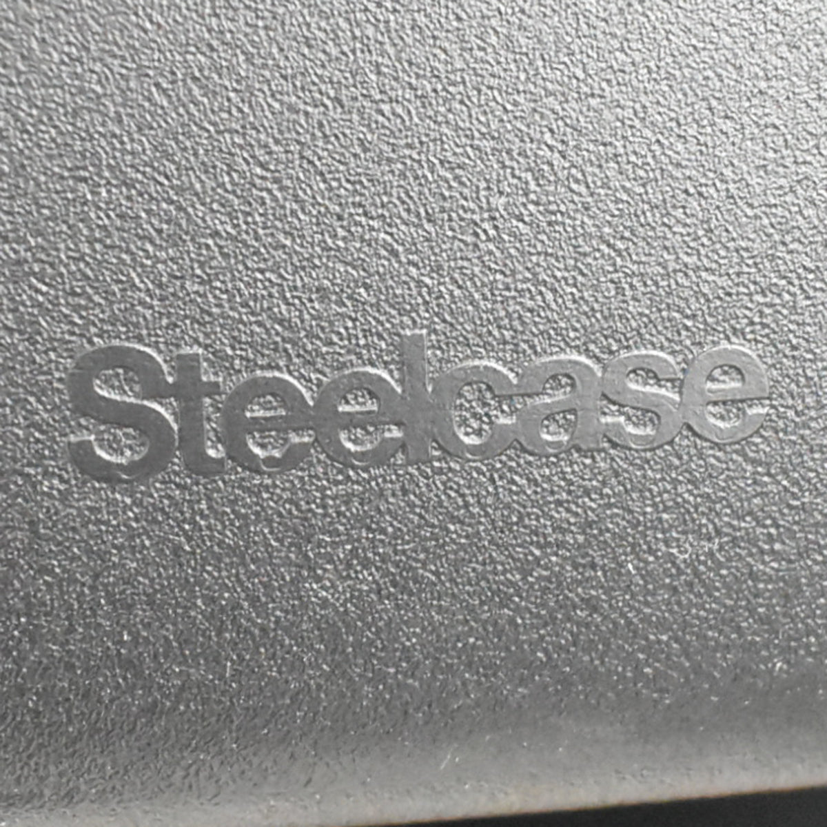 【中古】スチールケース　Gesture　ジェスチャー　可動肘　ブルー　2025121902【中古オフィス家具】