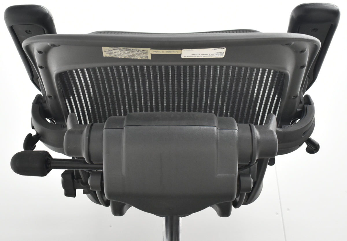 【中古】ハーマンミラー　 アーロンチェア　Bサイズ　可動肘（レバータイプ）ポスチャーフィット　リクライニング範囲調整機能付（前傾機能はありません）昇降ガス新品交換済　ブラック　2025122003【中古オフィス家具】