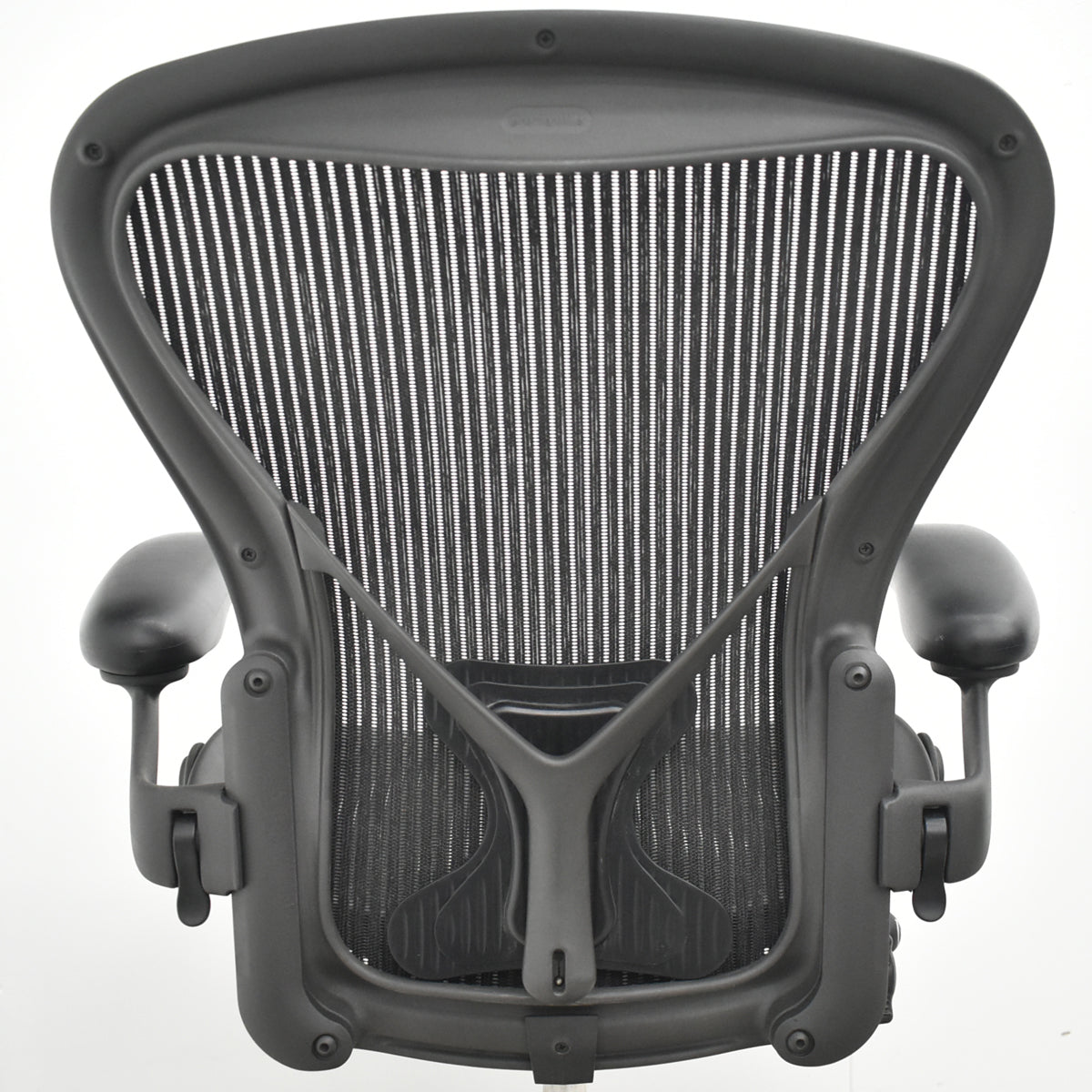 【中古】ハーマンミラー　 アーロンチェア　Bサイズ　可動肘（レバータイプ）ポスチャーフィット　リクライニング範囲調整機能付（前傾機能はありません）昇降ガス新品交換済　ブラック　2025122003【中古オフィス家具】