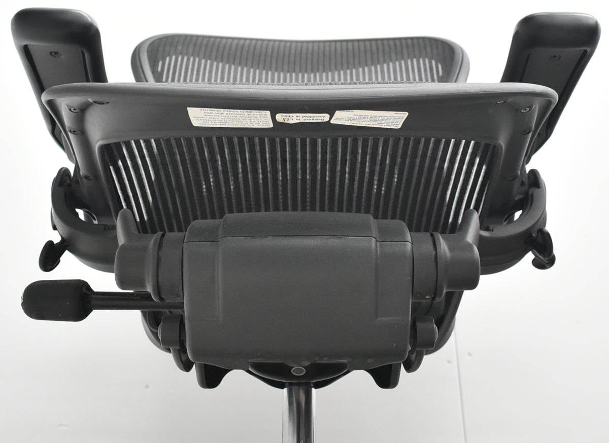 【中古】ハーマンミラー　アーロンチェア　Bサイズ　フル装備　ランバーサポート　可動肘（レバータイプ）　昇降ガス新品交換済　ブラック　2025122004【中古オフィス家具】