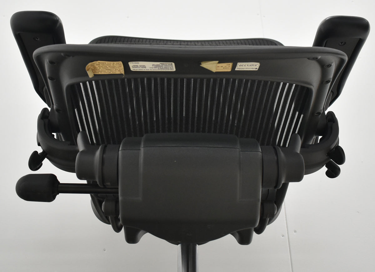 【中古】ハーマンミラー　アーロンチェア　Bサイズ　フル装備　ランバーサポート　昇降ガス新品交換済　ブラック　2025122203【中古オフィス家具】