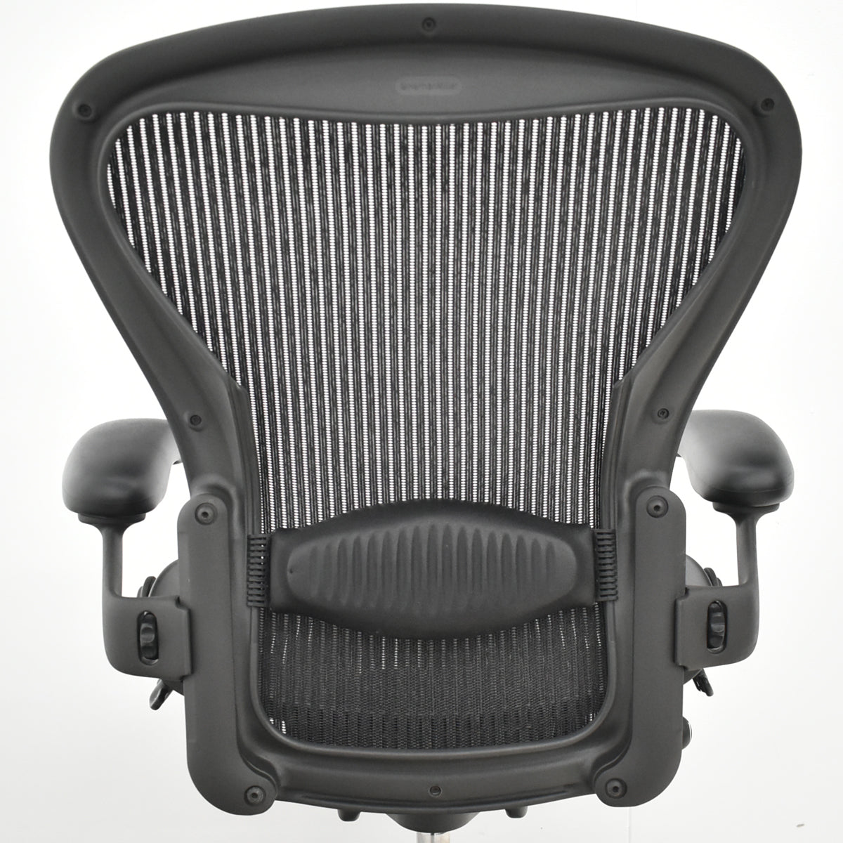 【中古】ハーマンミラー　アーロンチェア　Bサイズ　フル装備　ランバーサポート　昇降ガス新品交換済　ブラック　2025122203【中古オフィス家具】