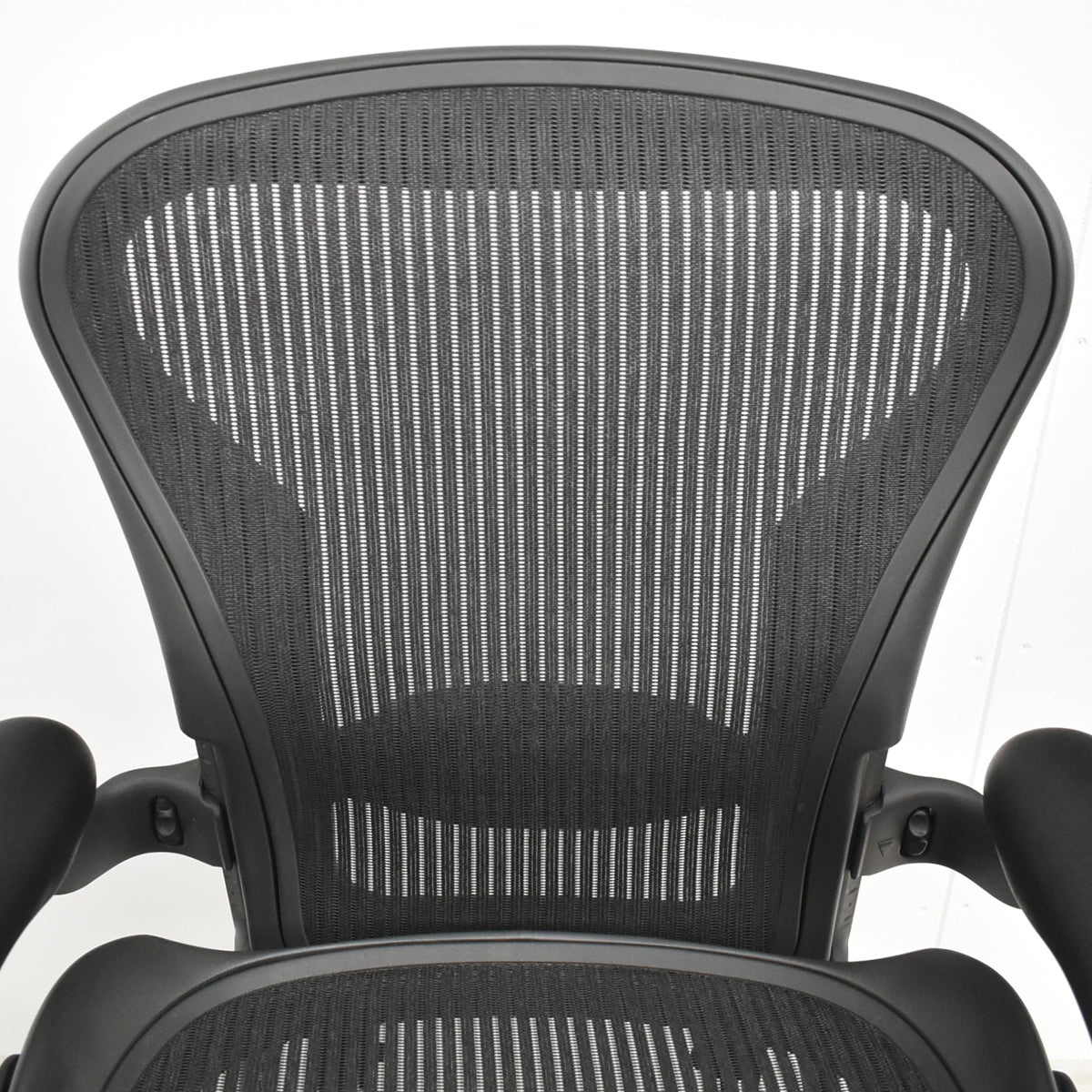 【中古】ハーマンミラー　アーロンチェア　Aサイズ　フル装備　ランバーサポート　ブラック　2025122204【中古オフィス家具】