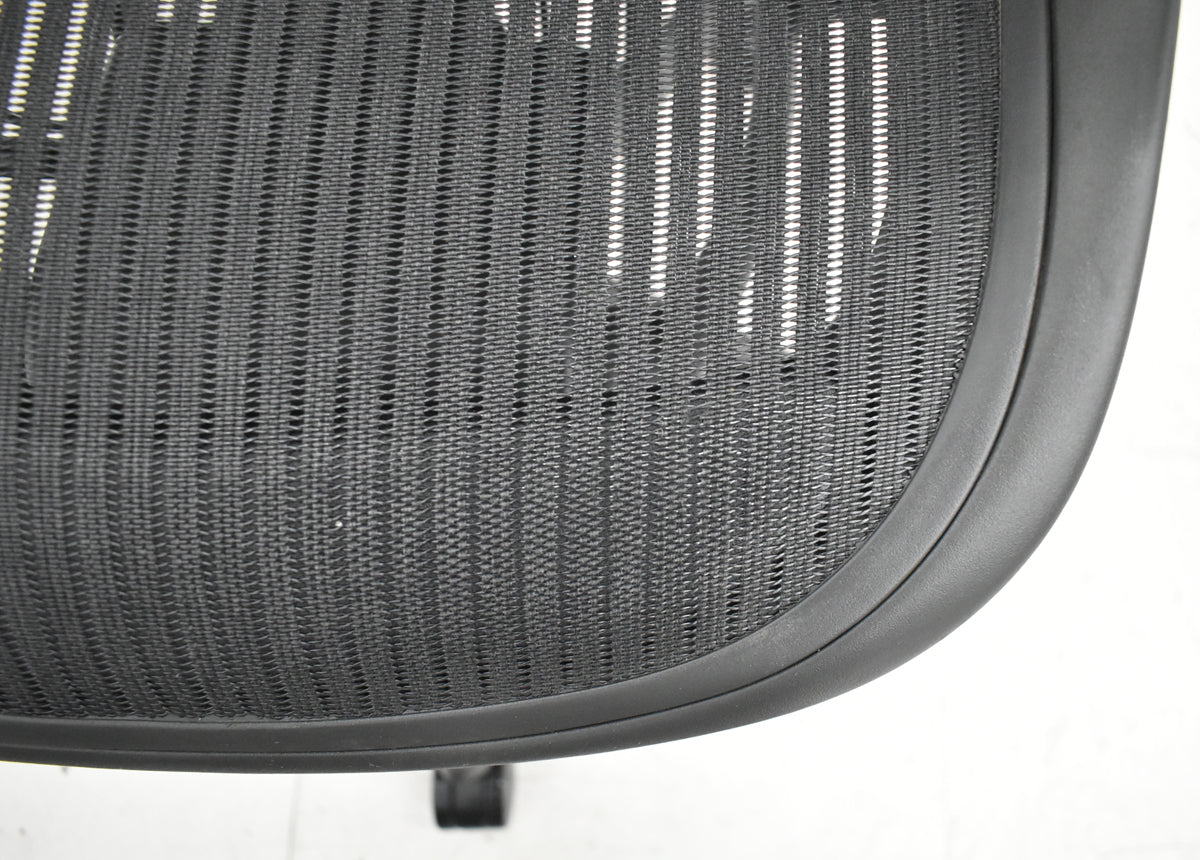 【中古】ハーマンミラー　アーロンチェア　Aサイズ　フル装備　ランバーサポート　ブラック　2025122204【中古オフィス家具】