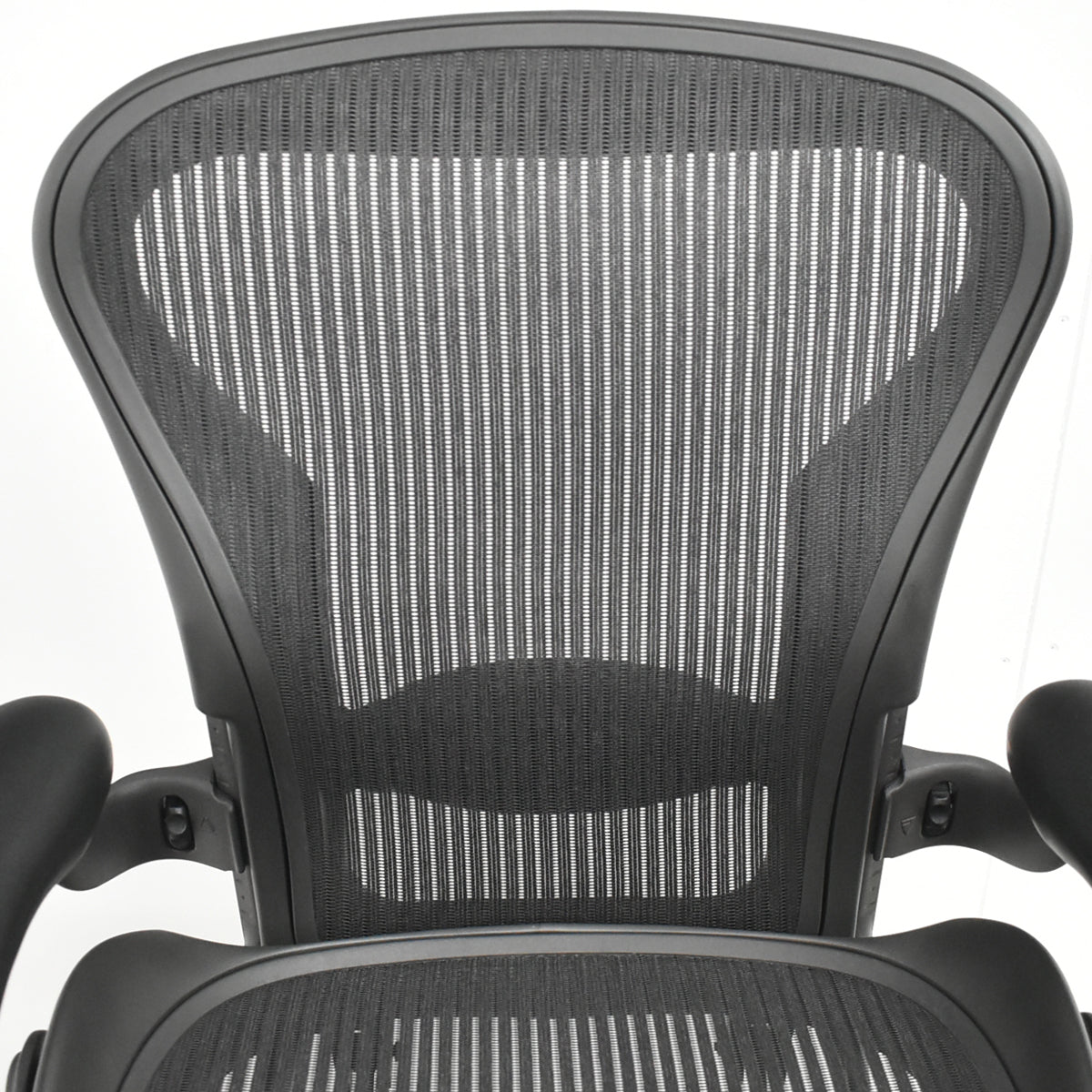 【中古】ハーマンミラー　アーロンチェア　Aサイズ　フル装備　ランバーサポート　ブラック　2025122205【中古オフィス家具】