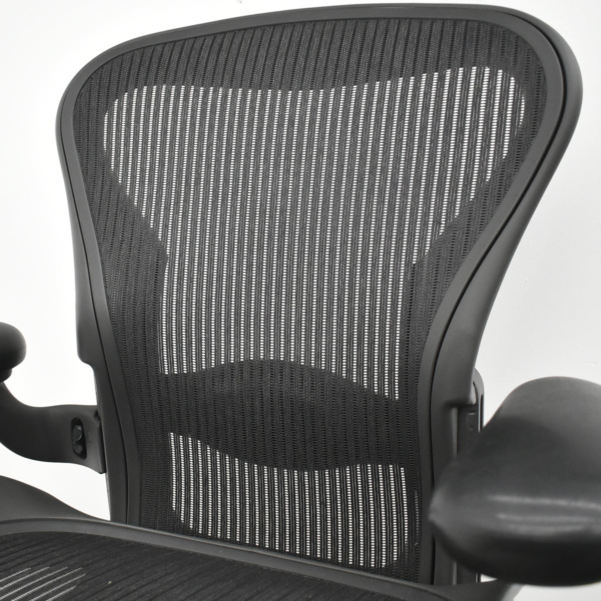 【中古】ハーマンミラー　アーロンチェア　Aサイズ　フル装備　ランバーサポート　ブラック　2025122206【中古オフィス家具】