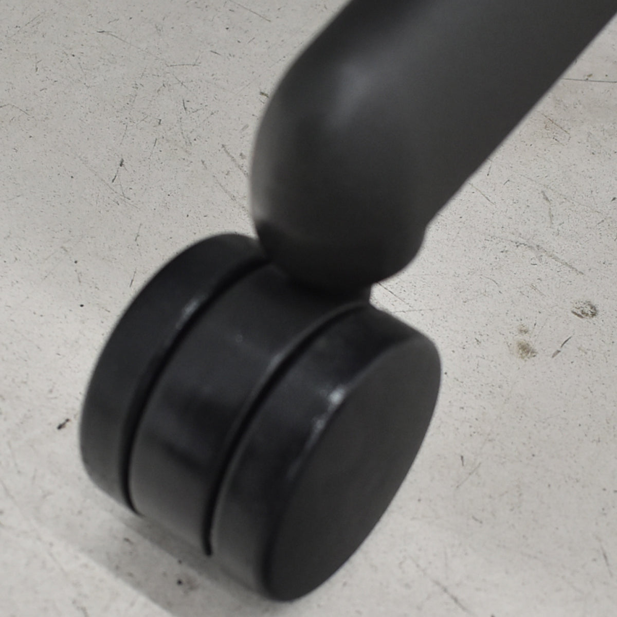 【中古】ハーマンミラー　アーロンチェア　Aサイズ　フル装備　ランバーサポート　ブラック　2025122301【中古オフィス家具】