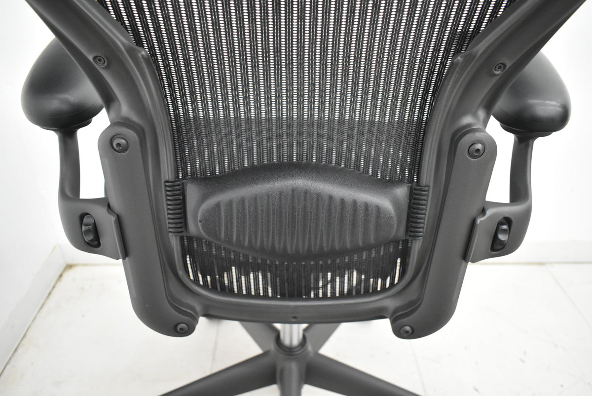 【中古】ハーマンミラー　アーロンチェア　Aサイズ　フル装備　ランバーサポート　ブラック　2025122302【中古オフィス家具】