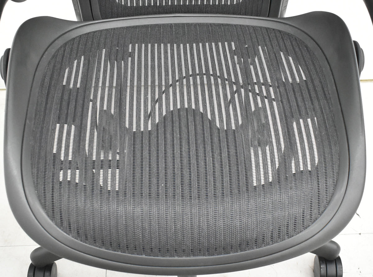 【中古】ハーマンミラー　アーロンチェア　Aサイズ　フル装備　ランバーサポート　ブラック　2025122302【中古オフィス家具】