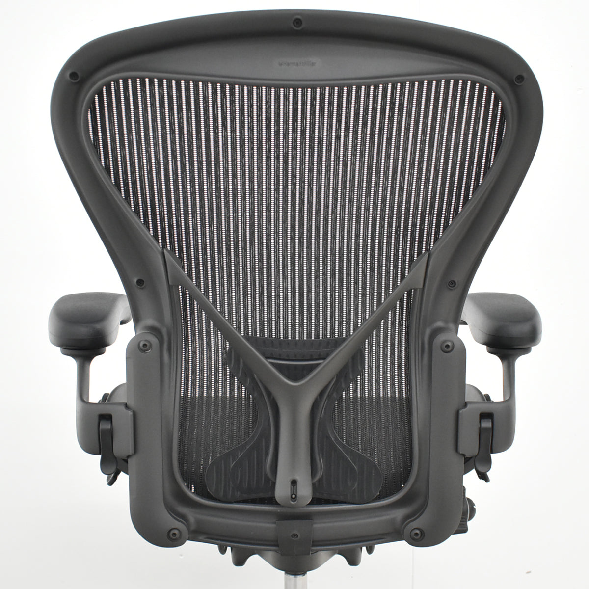 【中古】ハーマンミラー アーロンチェア　Bサイズ　フル装備　ポスチャーフィット　肘レバータイプ（肘パット新型タイプ）昇降ガス新品交換済　ブラック　2025122304【中古オフィス家具】