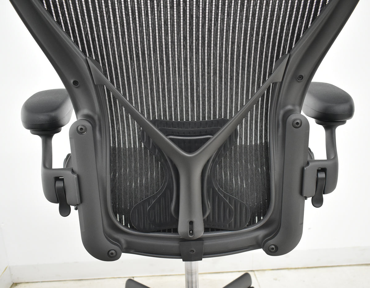 【中古】ハーマンミラー アーロンチェア　Bサイズ　フル装備　ポスチャーフィット　肘レバータイプ（肘パット新型タイプ）昇降ガス新品交換済　ブラック　2025122304【中古オフィス家具】