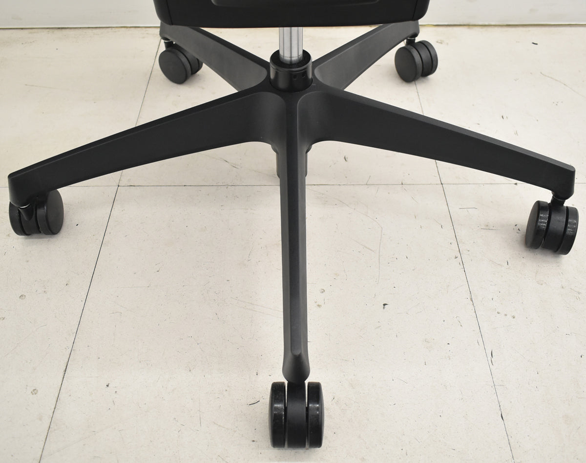 【中古】コクヨ　イング　固定肘　バーチカルタイプ　ブラック　2025122404【中古オフィス家具】