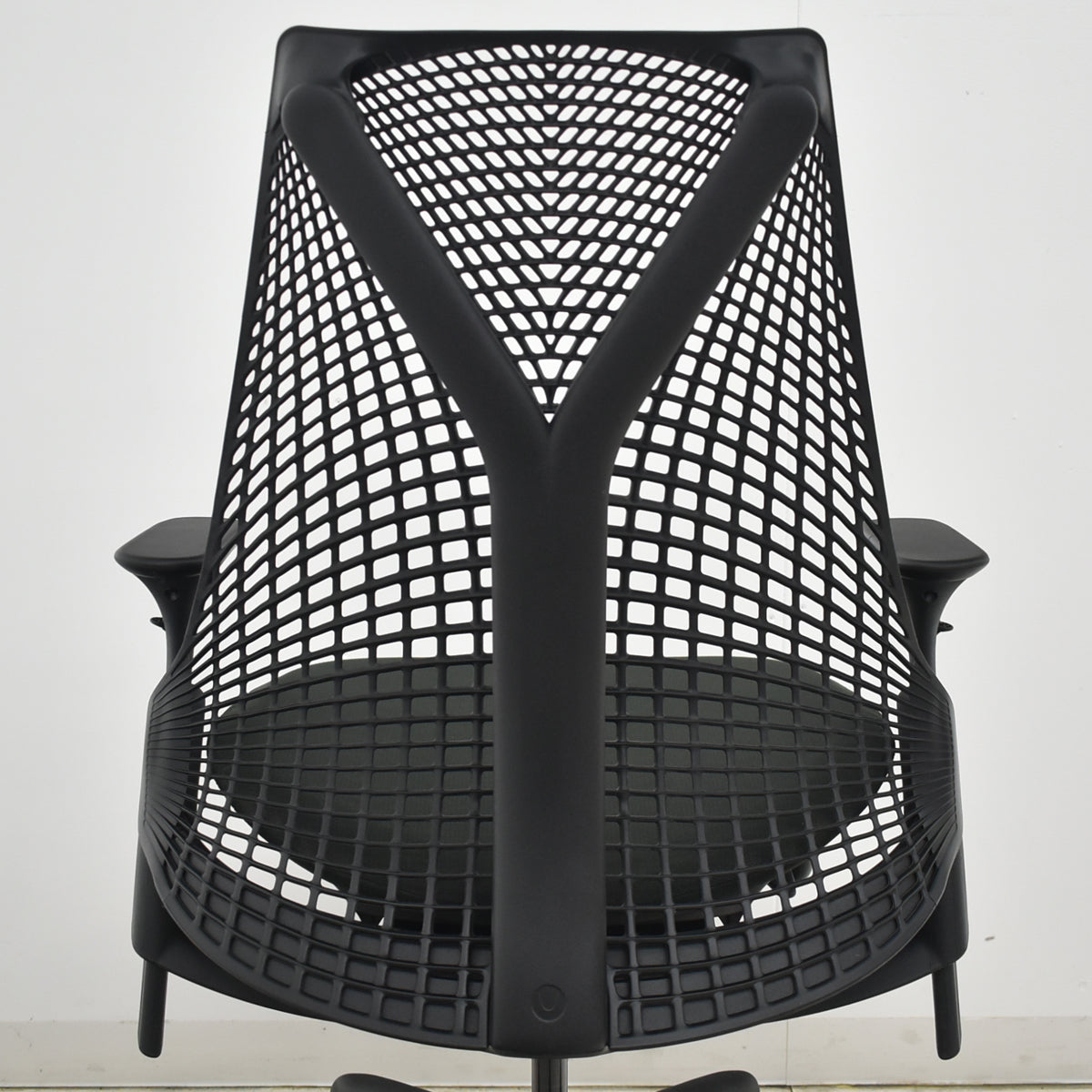 【中古】ハーマンミラー　セイルチェア　可動肘　前傾機能　2017年製　オリーブ　2025122503【中古オフィス家具】