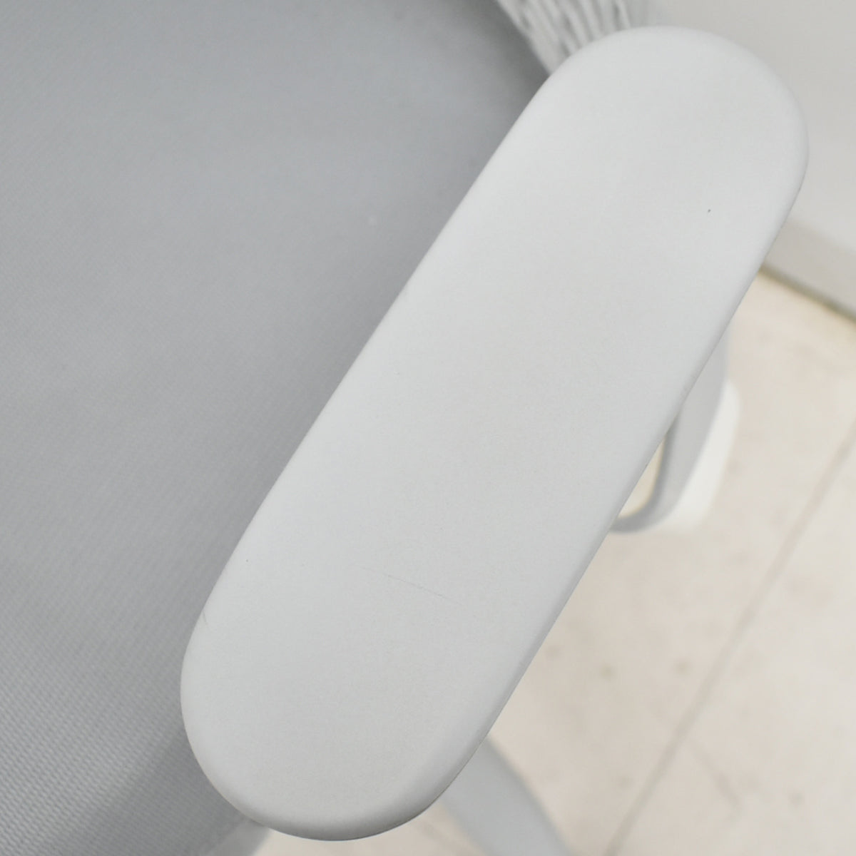 【中古】ハーマンミラー　セイルチェア　可動肘　前傾機能　グレー　2025122504【中古オフィス家具】