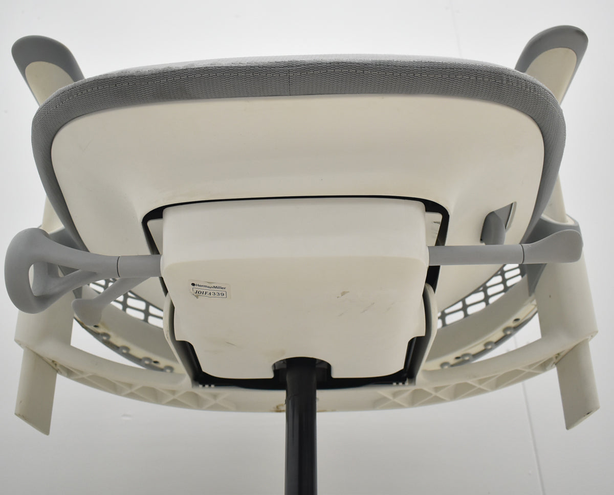 【中古】ハーマンミラー　セイルチェア　可動肘　前傾機能　グレー　2025122504【中古オフィス家具】