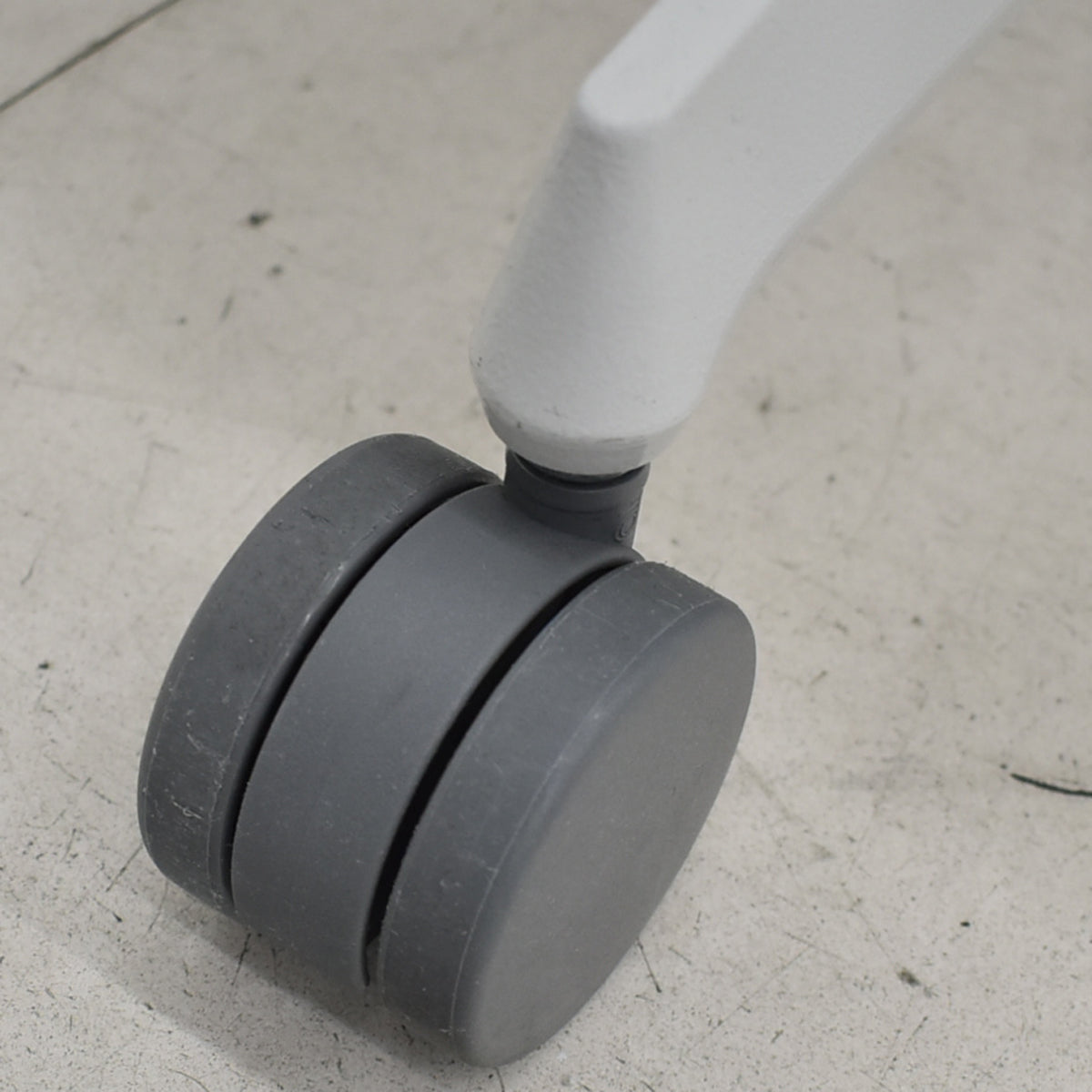 【中古】コクヨ　イング　可動肘　バーチカルタイプ　ハンガー　2020年製　グリーン　2026010602【中古オフィス家具】