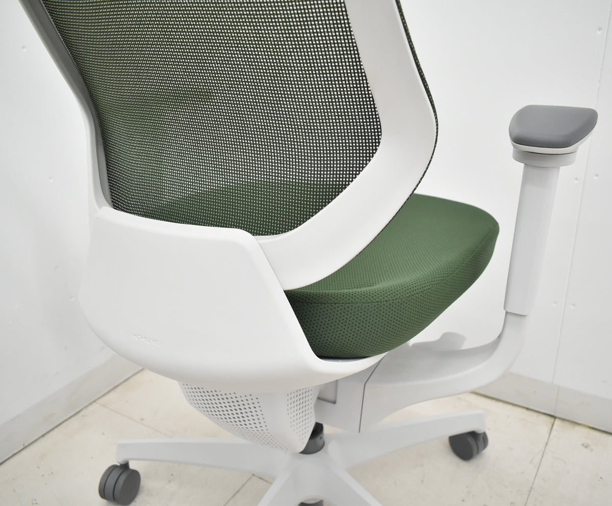 【中古】コクヨ　イング　可動肘　バーチカルタイプ　ハンガー　2020年製　グリーン　2026010602【中古オフィス家具】