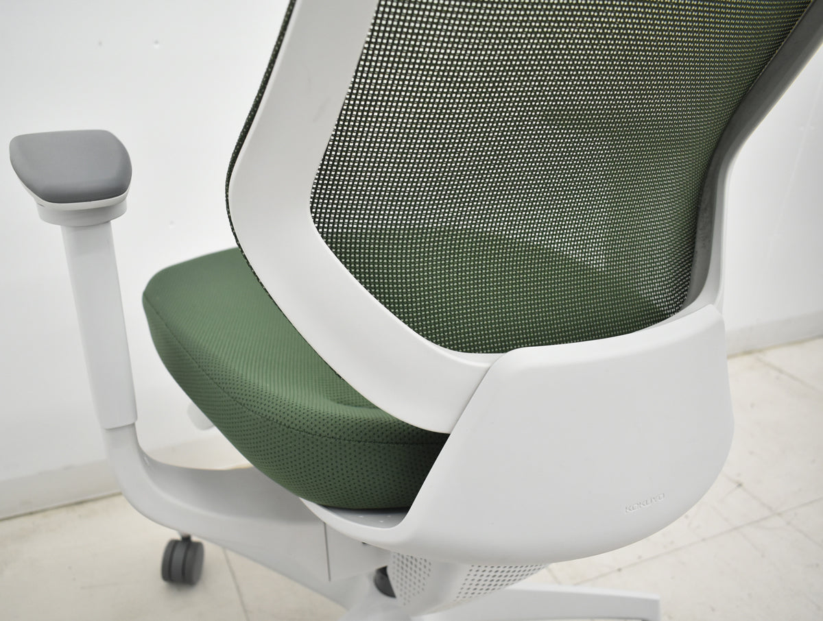 【中古】コクヨ　イング　可動肘　バーチカルタイプ　ハンガー　2020年製　グリーン　2026010602【中古オフィス家具】