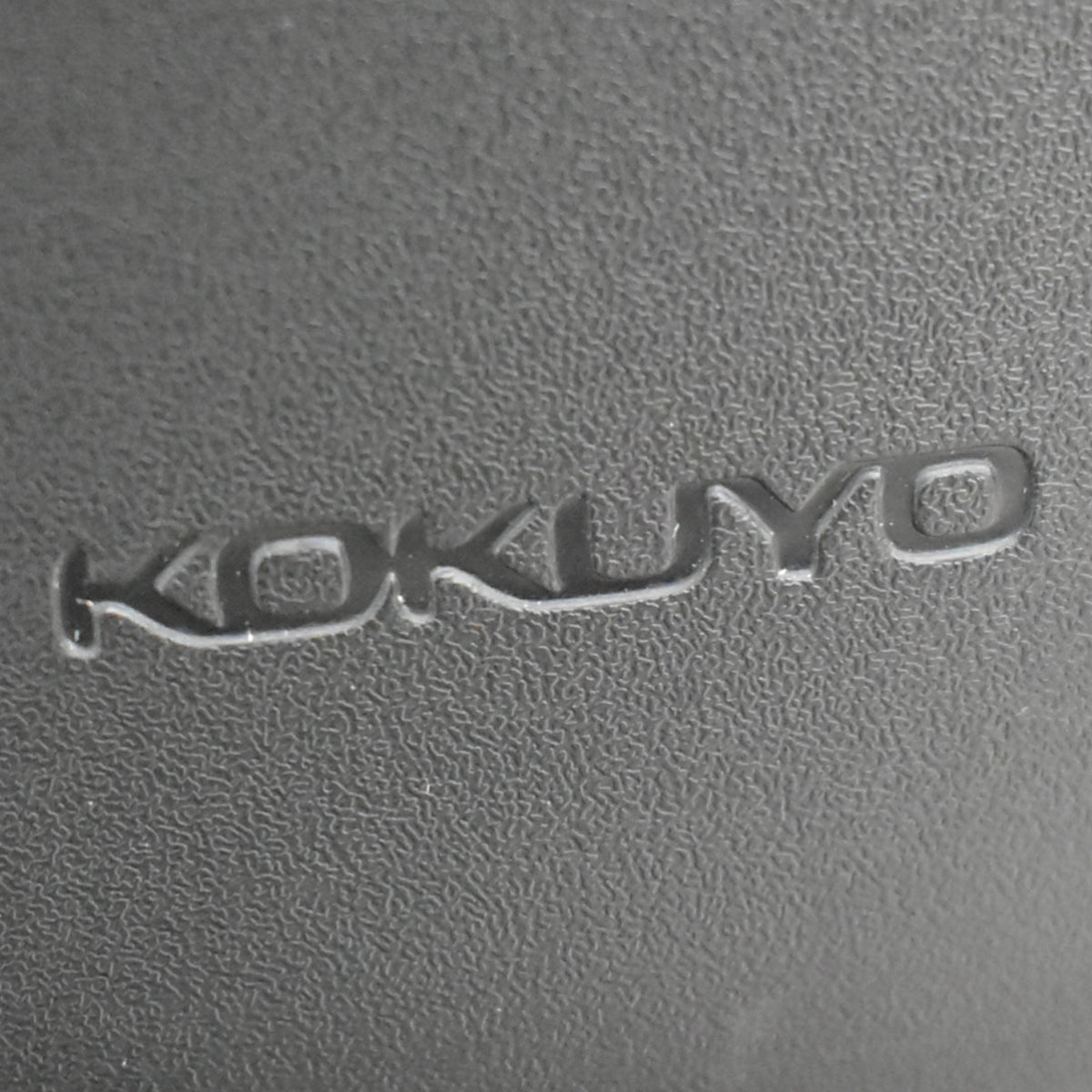 【中古】コクヨ　イング　固定肘　バーチカルタイプ　アッシュピンク　2026010603【中古オフィス家具】