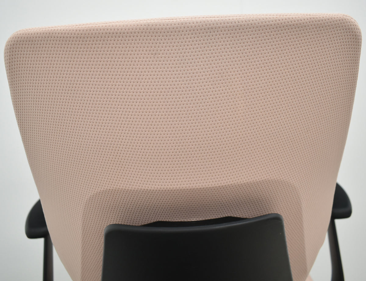 【中古】コクヨ　イング　固定肘　バーチカルタイプ　アッシュピンク　2026010603【中古オフィス家具】