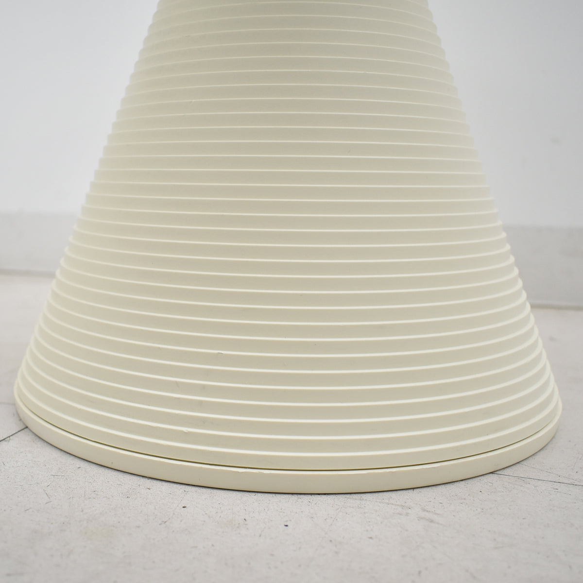 【中古】Kartell プリンスアハ　スツール　高さ430　2026010607 【中古オフィス家具】