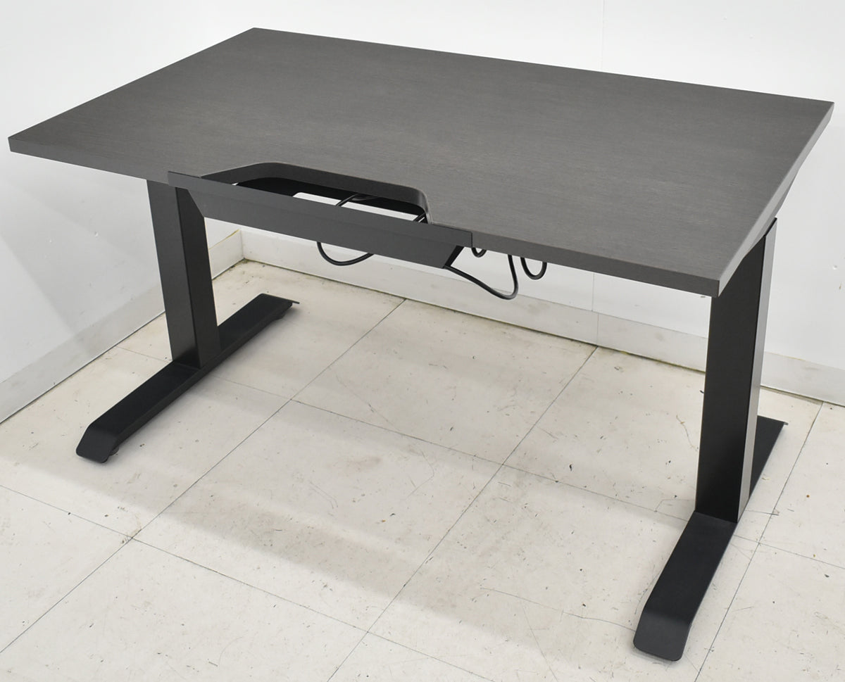 【中古】コクヨ　シークエンス　電動昇降デスク　ベーシックレバータイプ　船底天板　2021年製　幅1150　2026010803【中古オフィス家具】