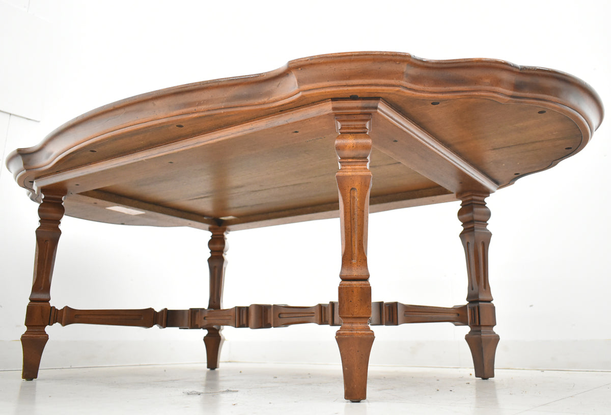 【中古】ドレクセルヘリテイジ　キャメオクラシックス　センターテーブル　カクテルテーブル　幅1345　木製　2026011502【中古オフィス家具】