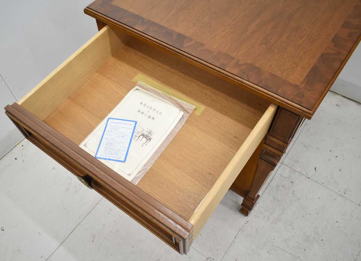 【中古】ドレクセルヘリテイジ　フランチェスカ　エンドテーブル　サイドテーブル　幅590　木製　2026011503【中古オフィス家具】